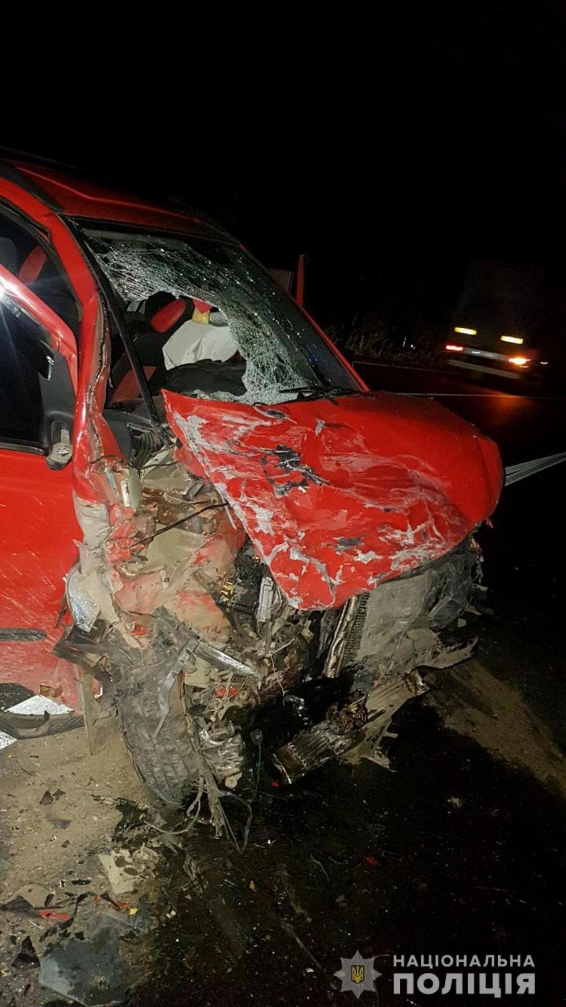 На Буковине столкнулись два микроавтобуса, 8 пострадавших