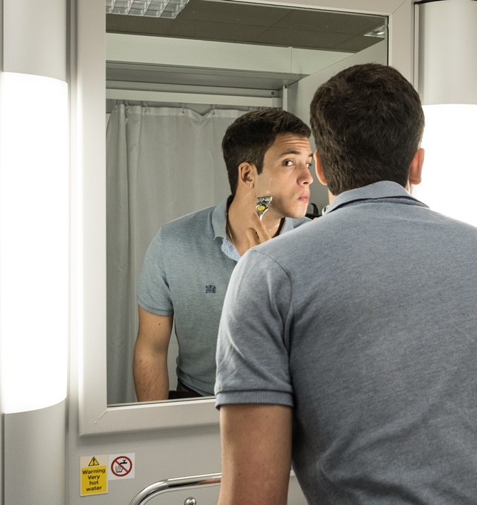 "Лезо гостріше, ніж скальпель хірурга": незвичайні факти і поради про гоління