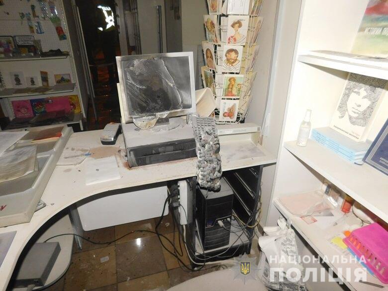 В Киеве подожгли книжный магазин