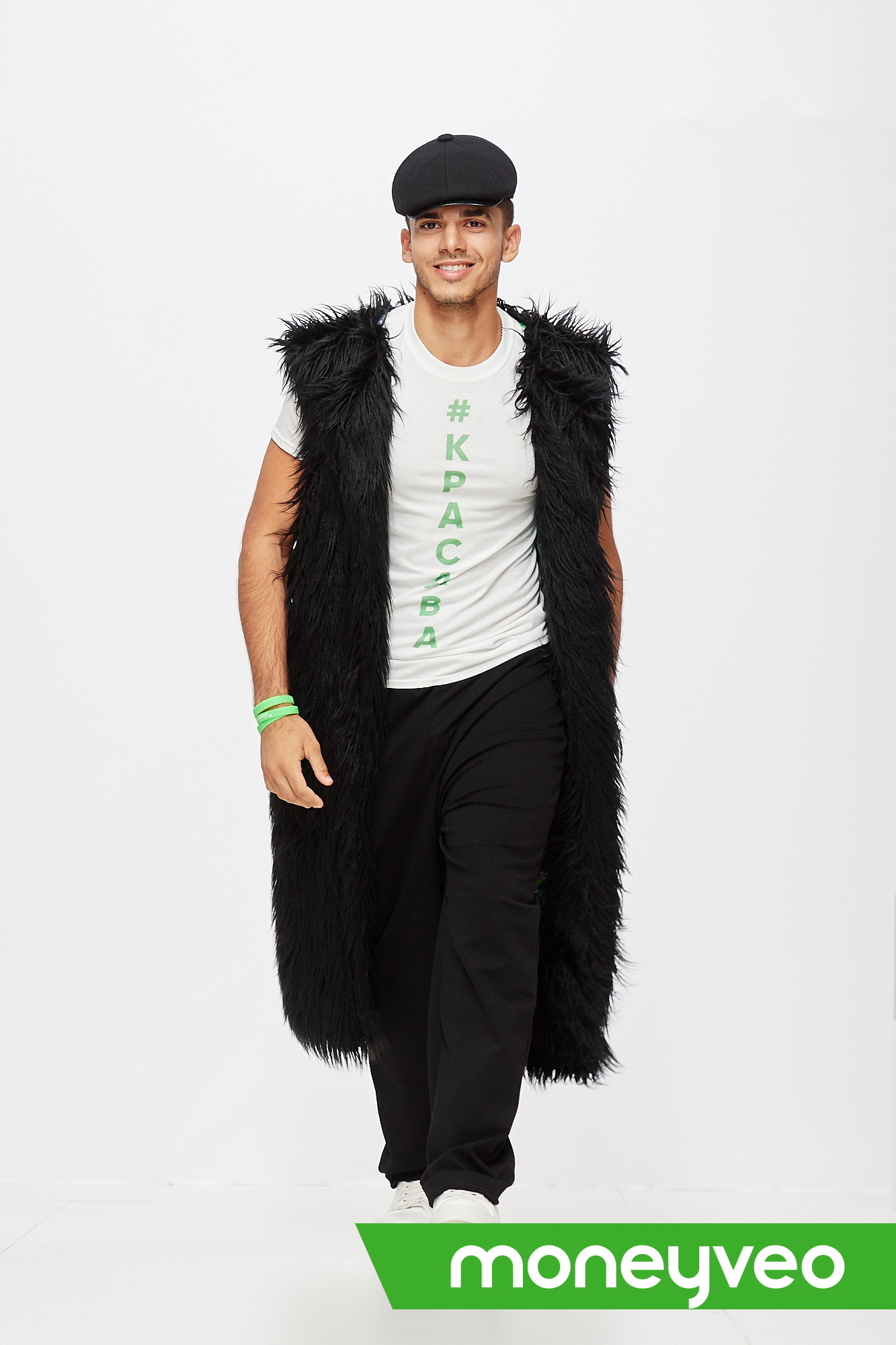 Бренд #КРАСАВА від moneyveo презентував першу колекцію на Kyiv Fashion Week 2019