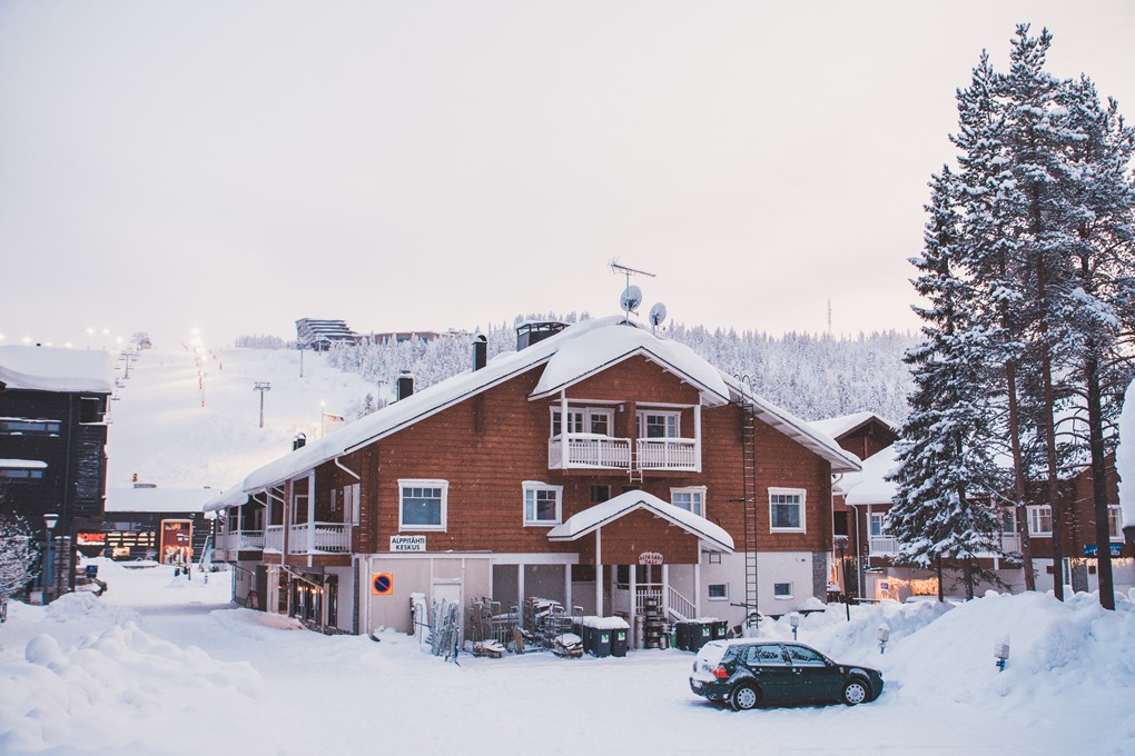 Сказочное путешествие к Санта-Клаусу: как украинцам отдохнуть в Лапландии