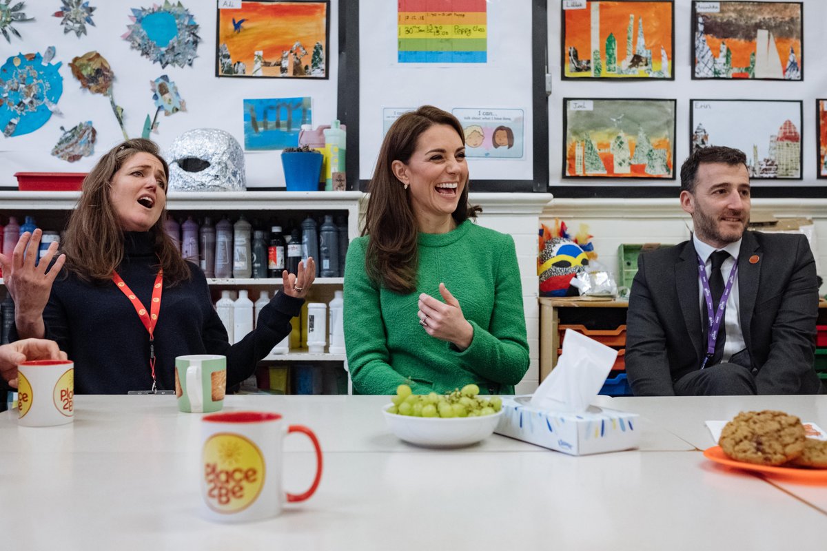 Сочная зелень: Кейт Миддлтон восхитила ярким весенним образом