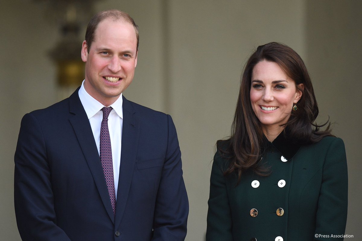 Вдалий вибір! Кейт Міддлтон здивувала стилем в сукні з "кораловим" принтом