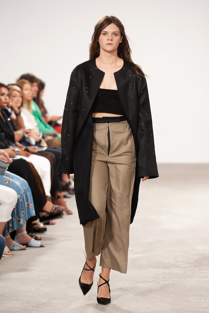 Хиппи VS Бизнес-леди: 14 модных трендов весны 2020 от украинских дизайнеров