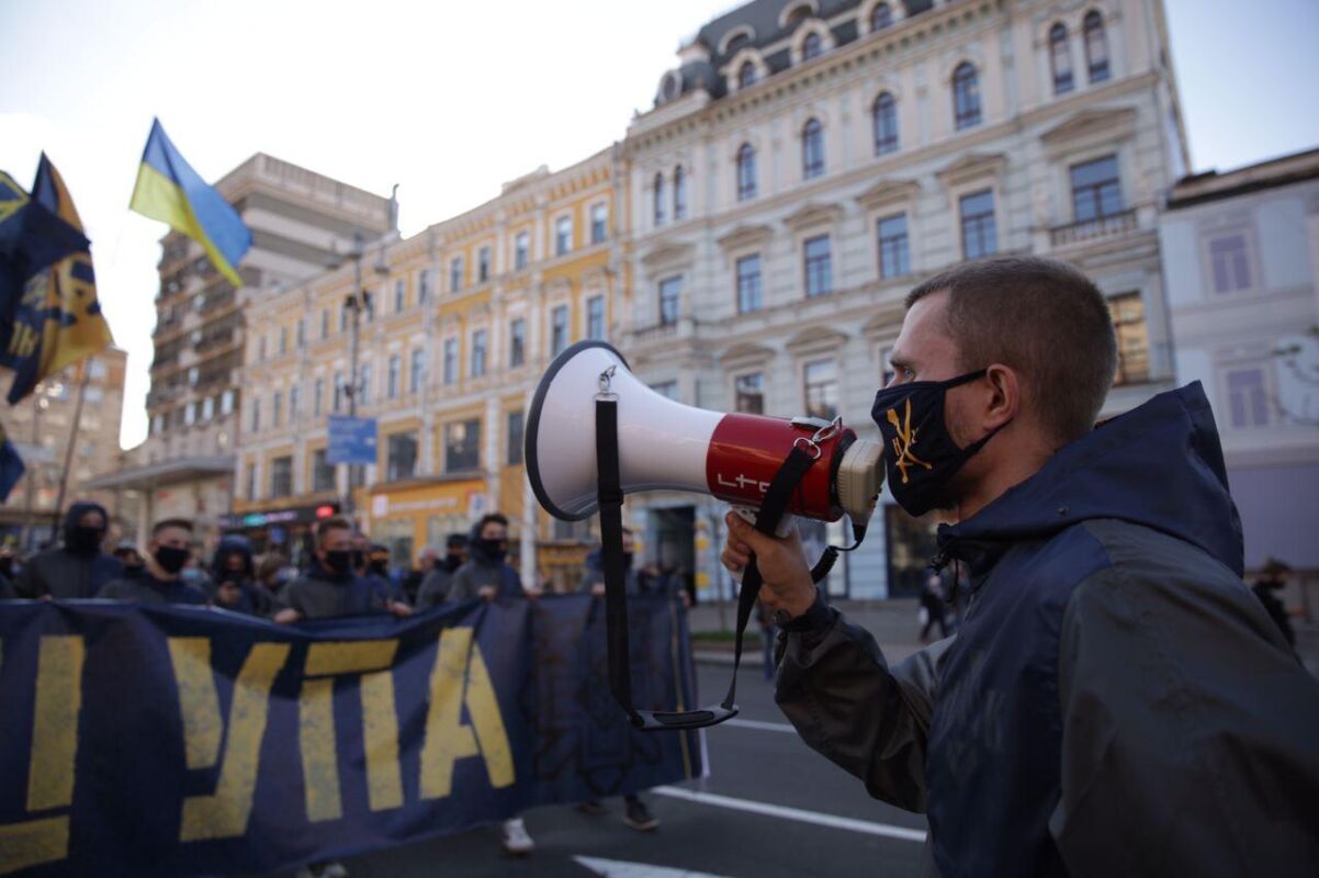 На марше ко Дню защитника националисты озвучили свои требования к власти
