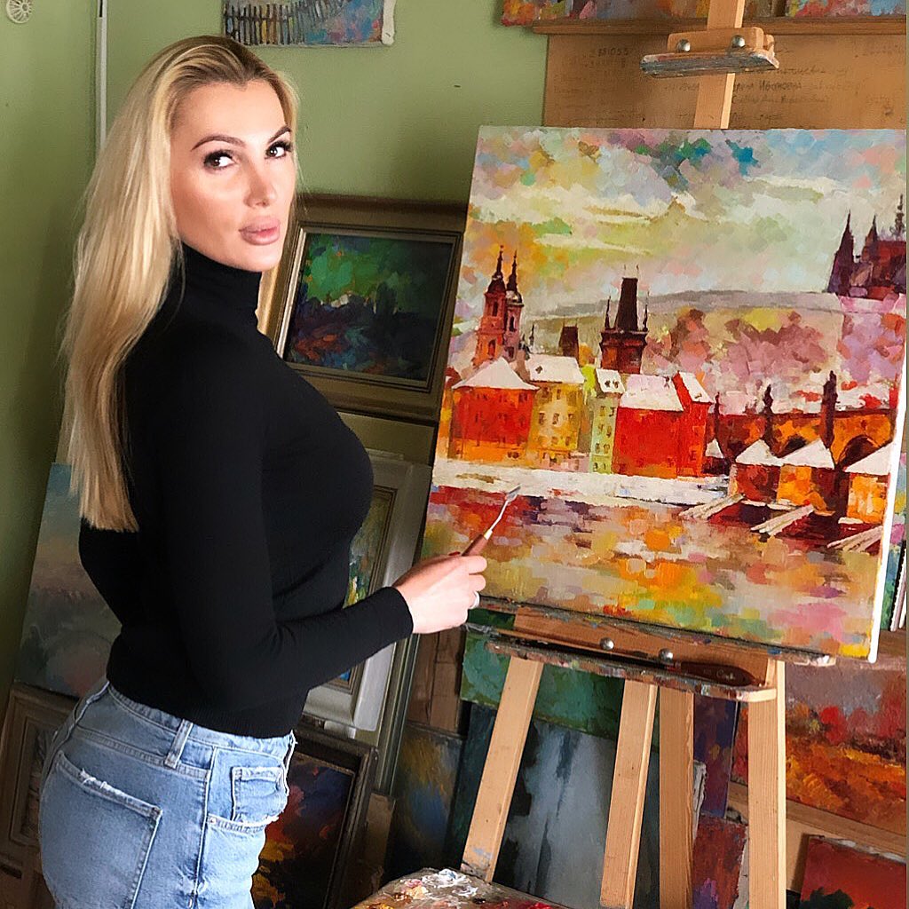 Коляденко, Кондратюк, Рыбак и другие звезды рассказали, что нового освоили на карантине