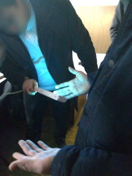 Сотрудников прокуратуры Запорожской области задержали на взятке в 1,5 тыс. долларов