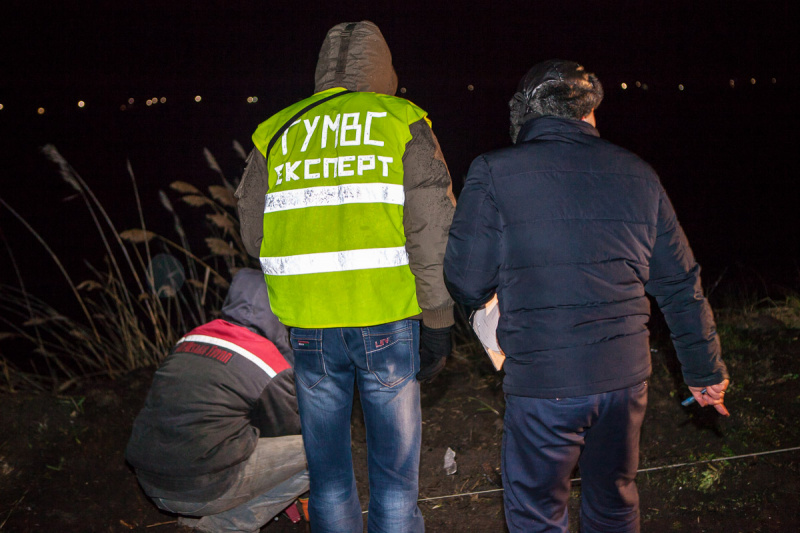 В Днепре автомобиль столкнулся с грузовиком, есть жертвы