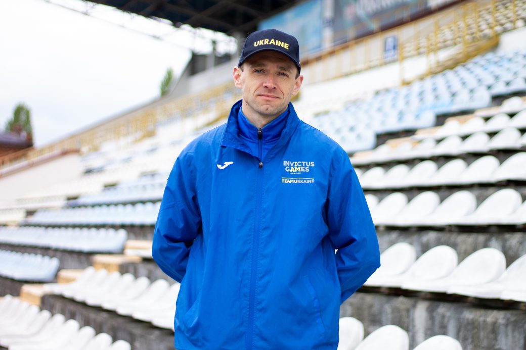 Принц Гарри сфотографировался с украинским пограничником и ветераном АТО