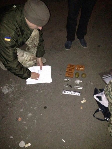 в Житомирской области задержали военного, торговавшего оружием воинской части 1