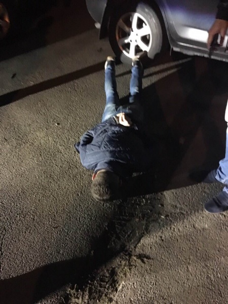 Прокуратура задержала патрульного, систематически сбывавшего наркотики