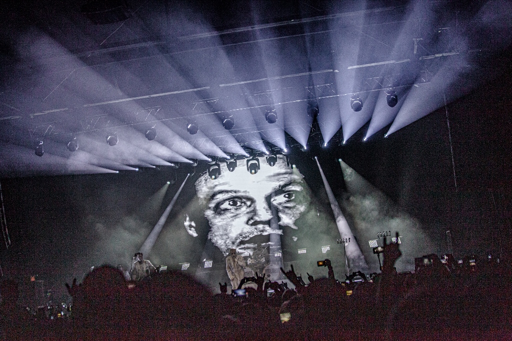 Линдеманн "разорвал" Киев: большой фоторепортаж с концерта суперзвезды