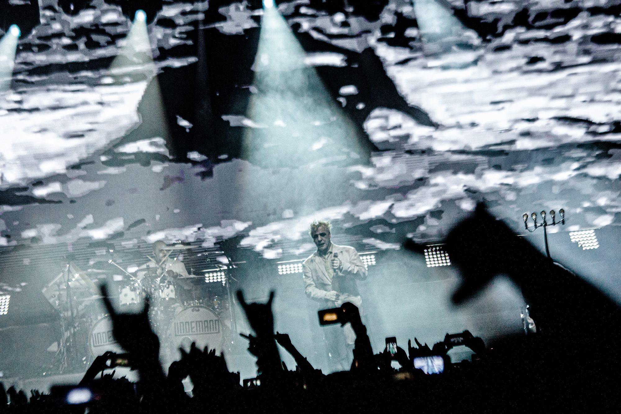 Линдеманн "разорвал" Киев: большой фоторепортаж с концерта суперзвезды