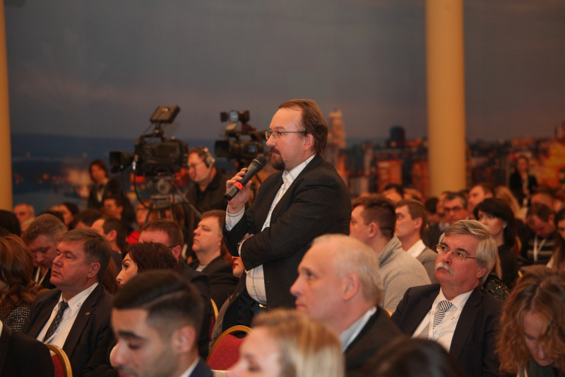 Для привлечения инвесторов мы должны двигаться быстрее конкурентов, - Ложкин