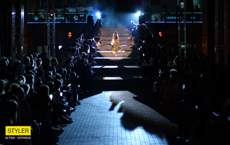 Огни большого города: в Киеве стартовала Ukrainian Fashion Week SS19