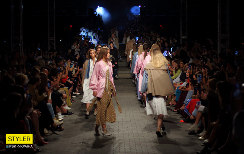 Огни большого города: в Киеве стартовала Ukrainian Fashion Week SS19