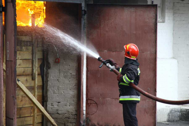 Пожар на зернохранилище в Винницкой области ликвидирован, - ГСЧС