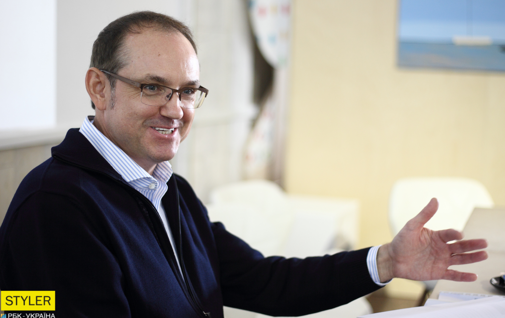 "Две недели в полной изоляции": первый украинец отправляется на необитаемый остров