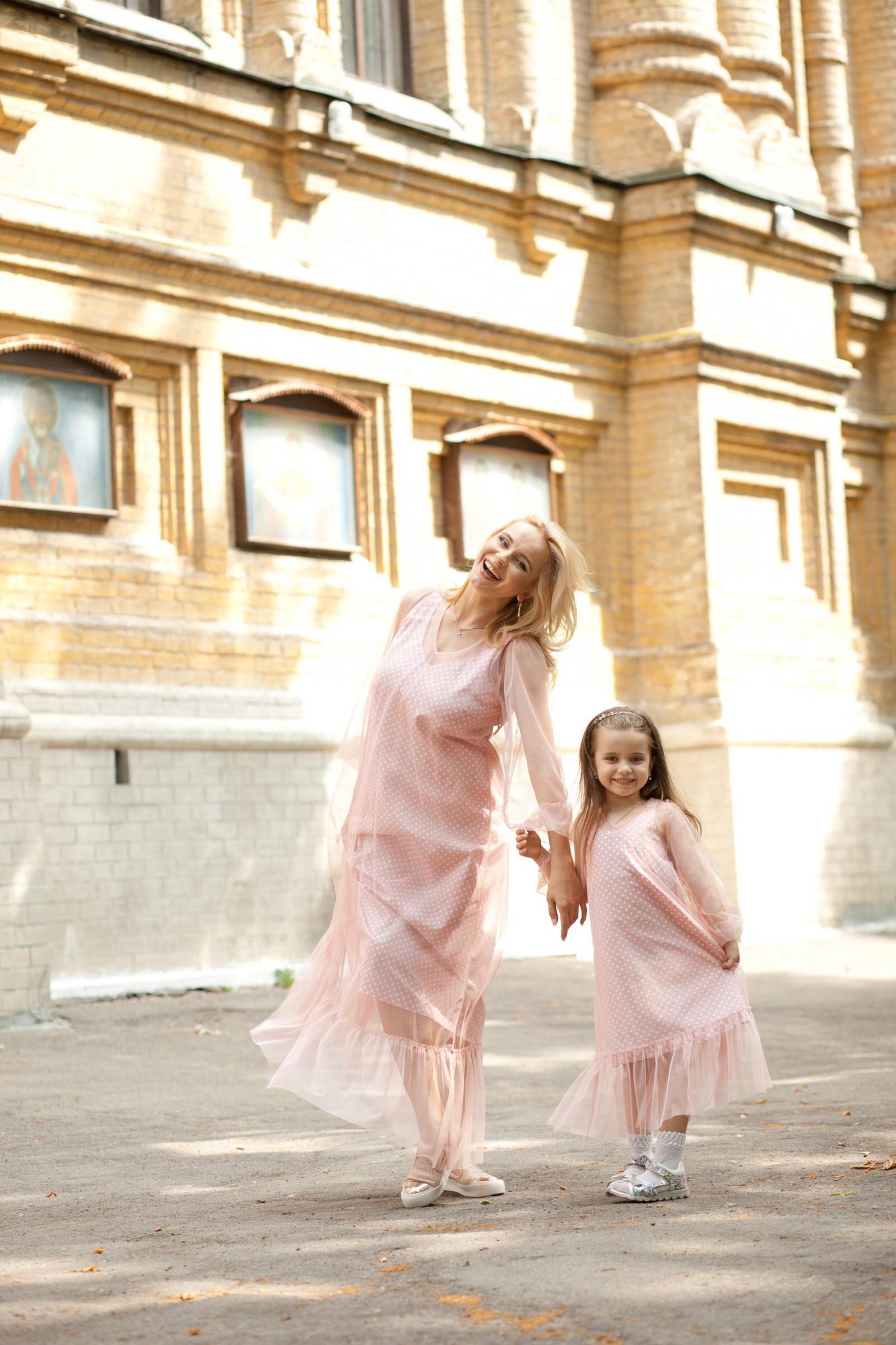 Сама зарабатывает: Лилия Ребрик рассказала, как учит 7-летнюю дочку распоряжаться деньгами