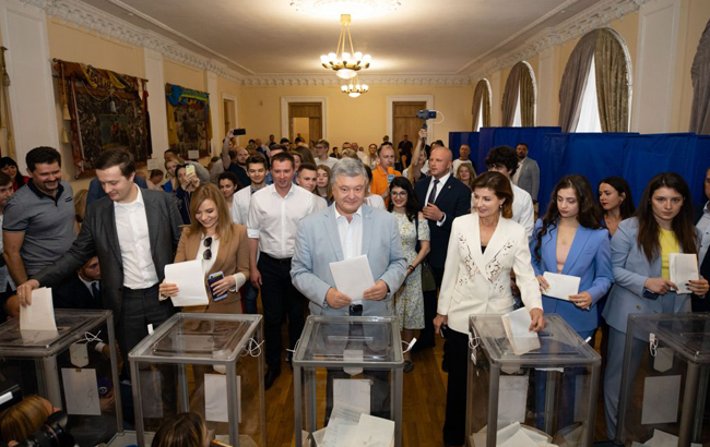 Сообразили на пятерых: кого украинцы выбрали в новую Верховную раду