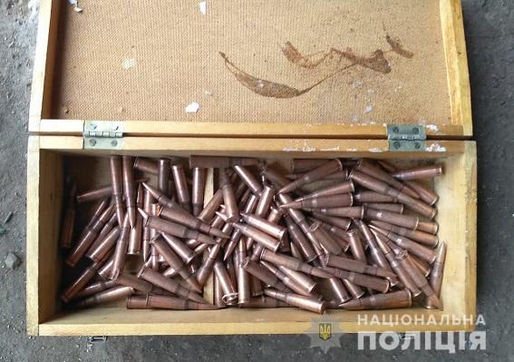 В Нікополі затримали членів банди "Біле братство" та оголосили підозру працівникам поліції