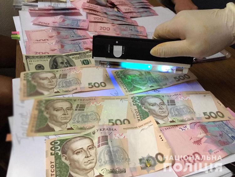 В Одессе задержали чиновников за организацию системы "откатов"