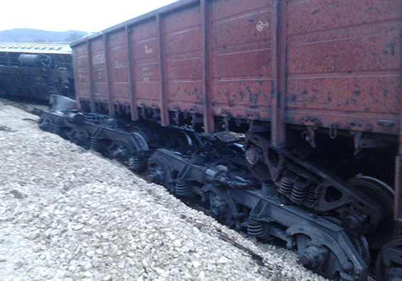 У Хмельницькій області через п'яного машиніста з рейок зійшов вантажний потяг