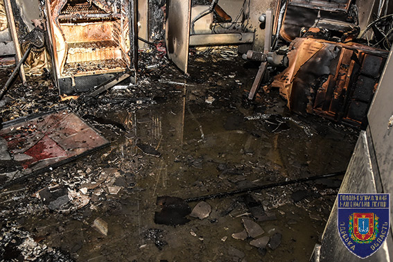 В ТЦ Одессы бросили "коктейль Молотова", есть пострадавшие