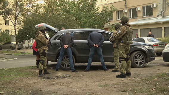 Полиция разоблачила группу вооруженных иностранцев в Одессе