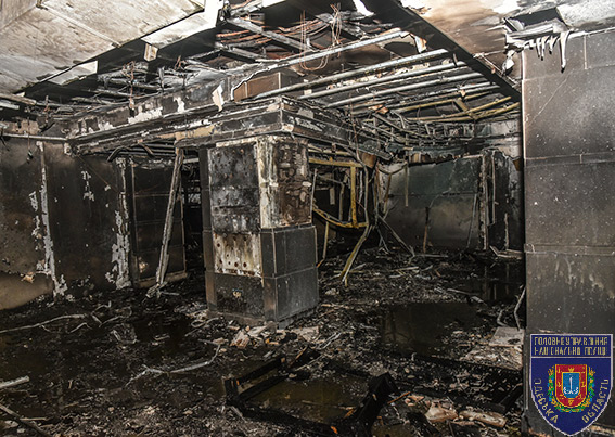 В ТЦ Одессы бросили "коктейль Молотова", есть пострадавшие