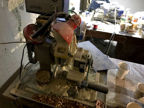 В Житомирской области полиция ликвидировала цех по обработке янтаря