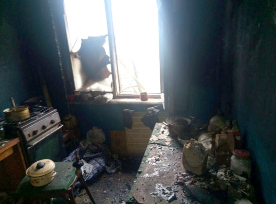 В многоэтажке Кременчуга произошел пожар, погибли 2 человека