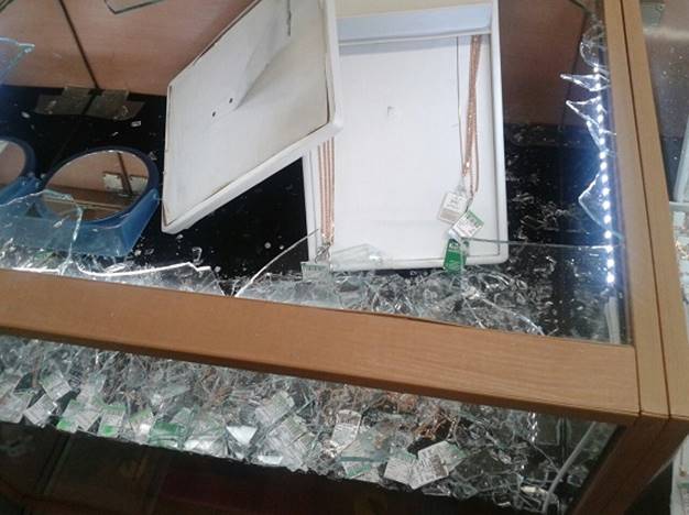 Фото: ограбление ювелирного магазина в Киеве ограбление, Киев