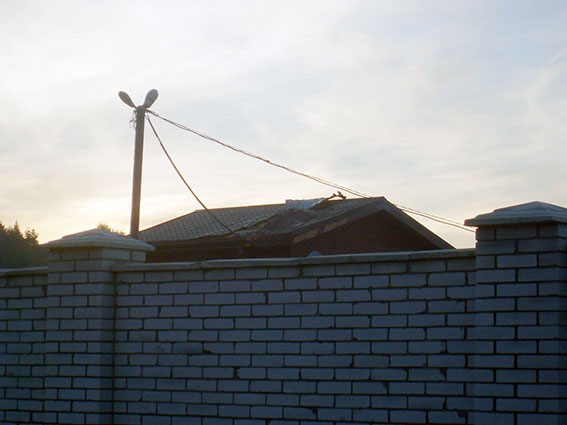 У Харківській області невідомі обстріляли приватний будинок з РПГ