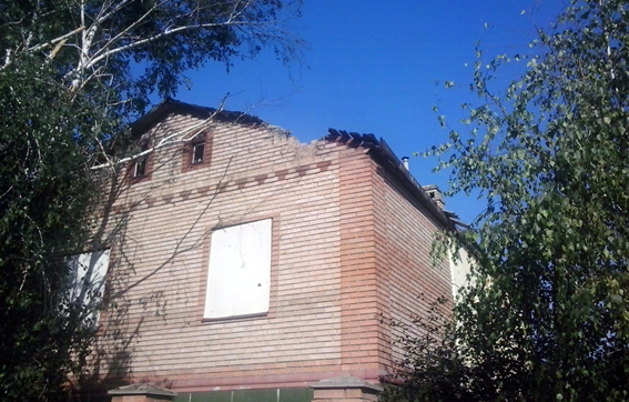 Боевики обстреляли Марьинку, ранена мирная жительница