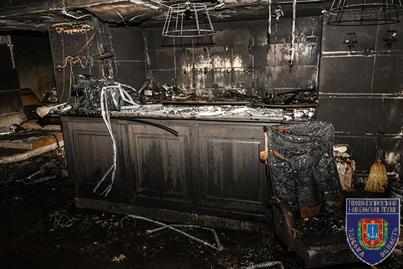 В ТЦ Одессы бросили "коктейль Молотова", есть пострадавшие