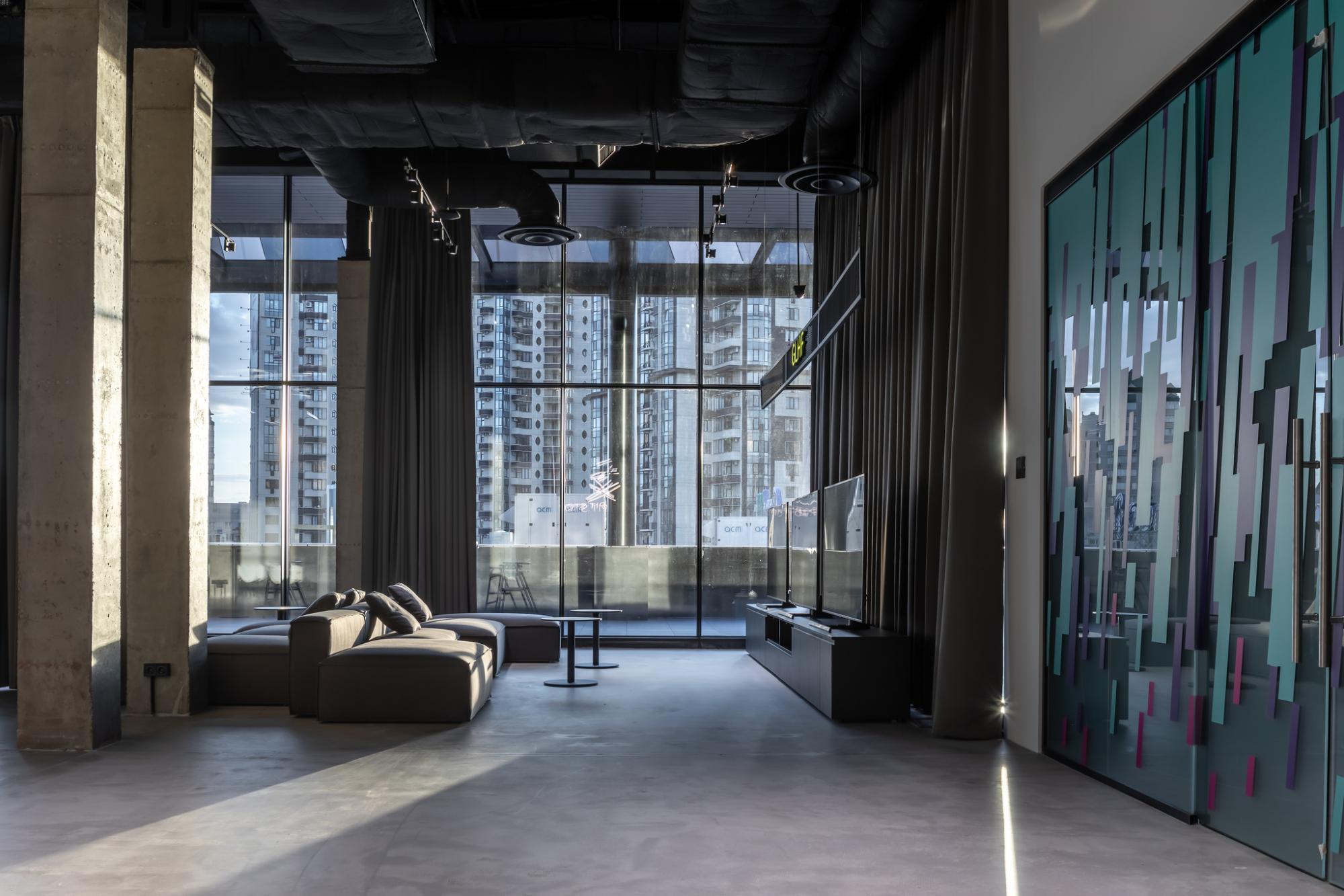 "Ослабте контроль". Як керівнику поєднувати роботу, навчання і все інше - досвід Дар'ї Сьоми