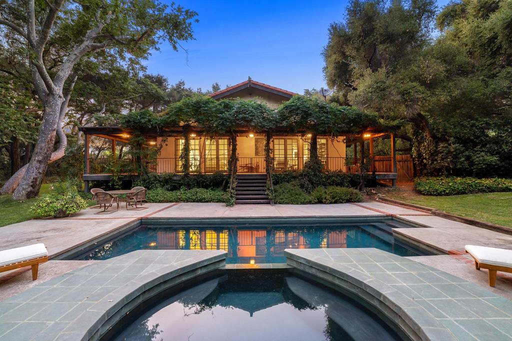 Ломаченко в 2021 году может заработать 5 млн. На что ему их потратить?