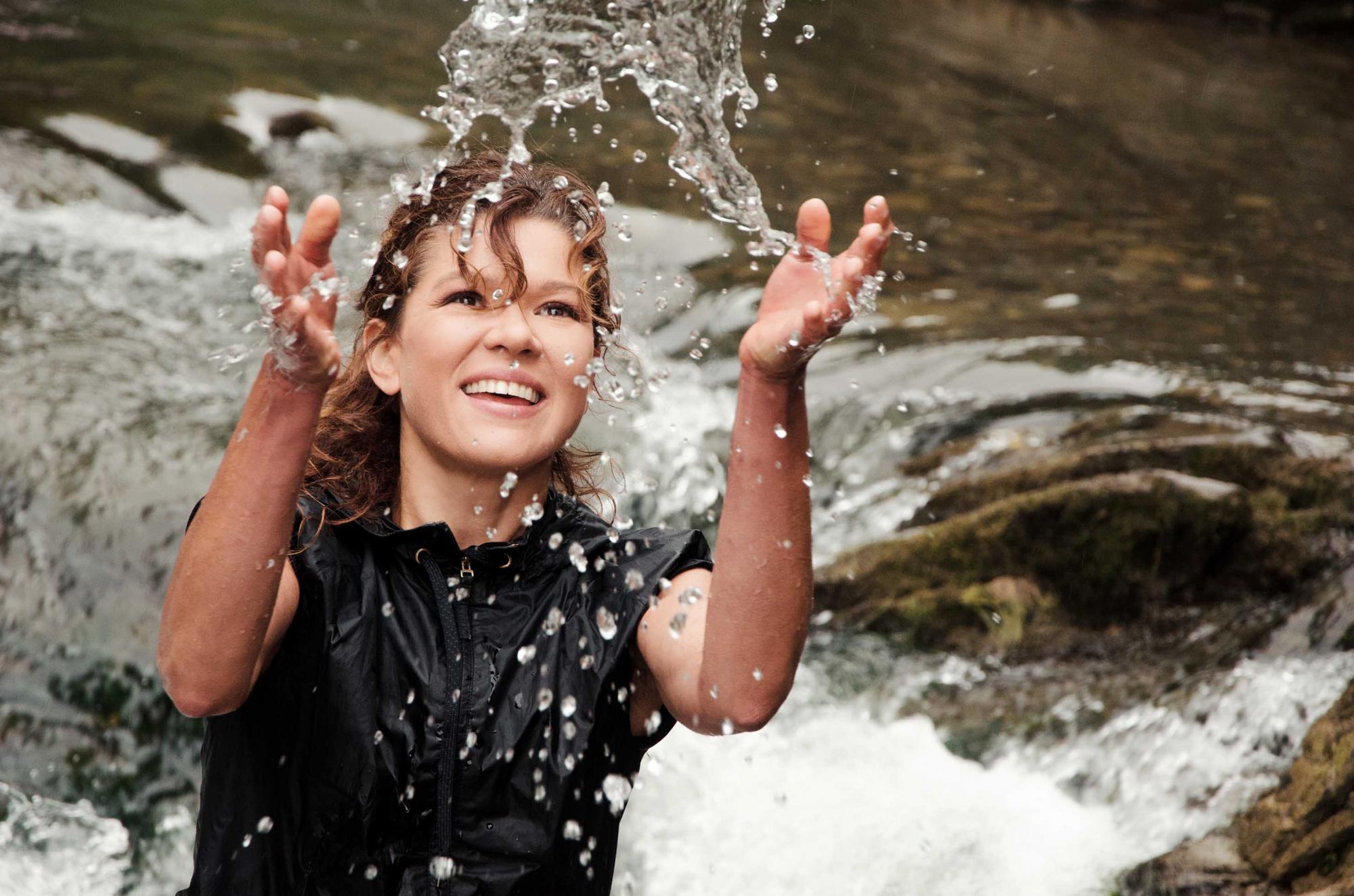 Любовь к природе и себе: певица Руслана назвала топ-6 правил вечной красоты и здоровья