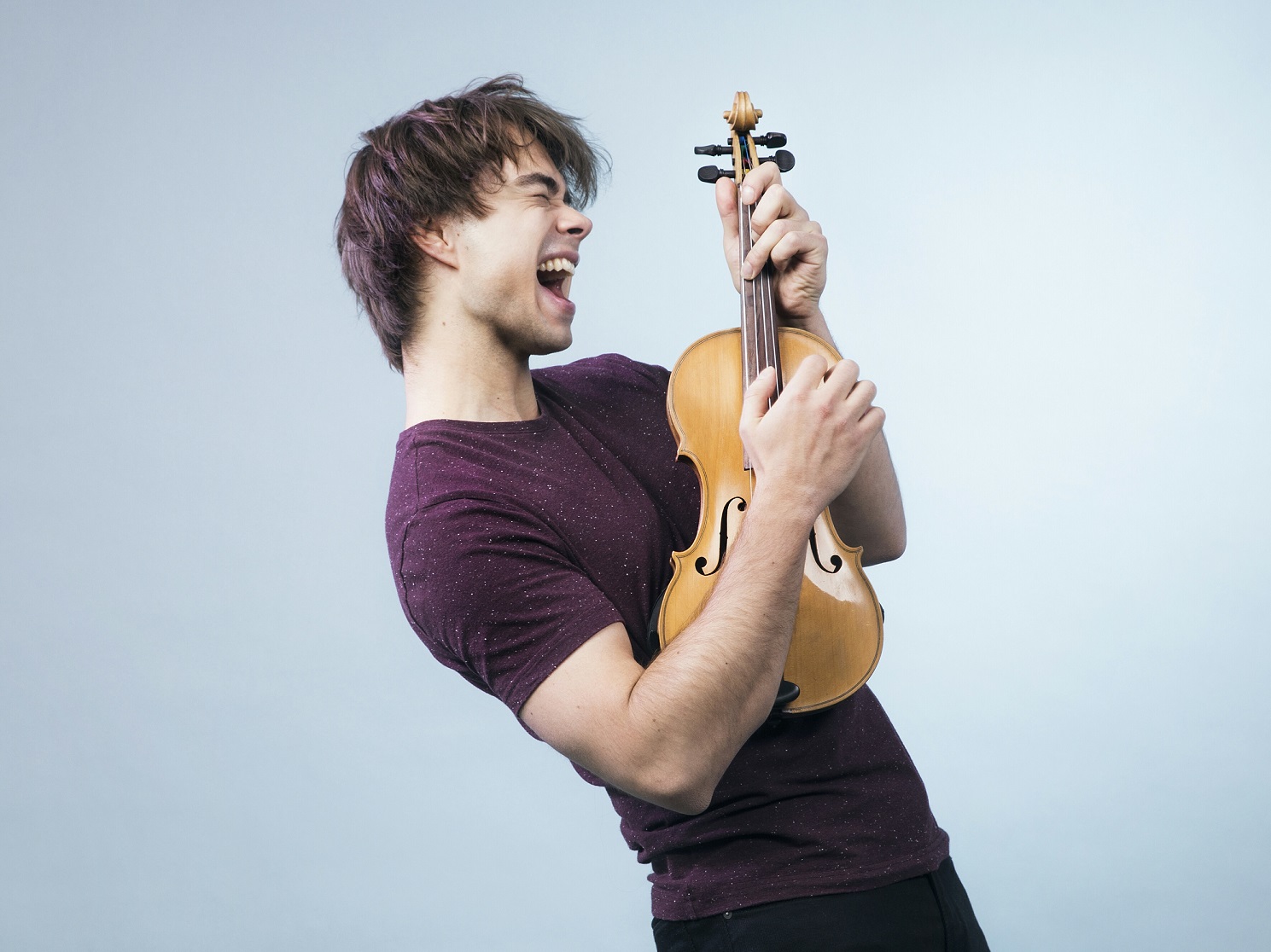 Коляденко, Кондратюк, Рыбак и другие звезды рассказали, что нового освоили на карантине