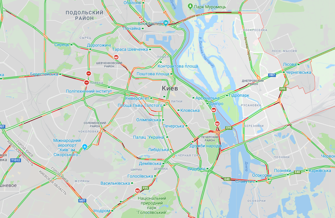В Киеве образовались многочисленные пробки