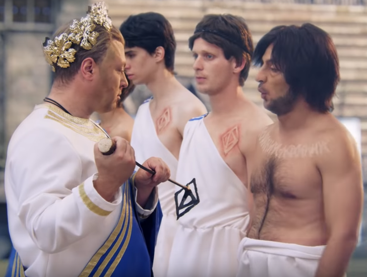 Зеленский без футболки: как и почему менялась фигура президента (фото, видео)