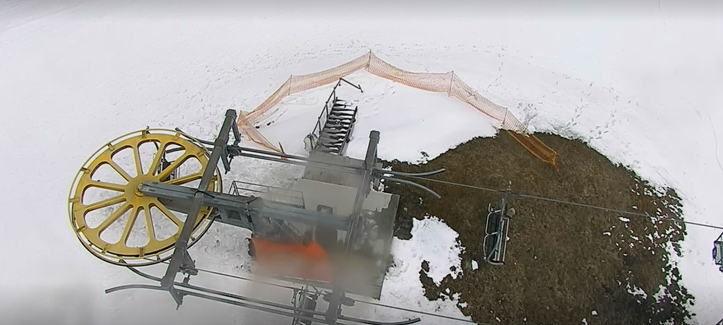 Что происходит в закрытом Буковеле: новые фото и видео опустевшего курорта