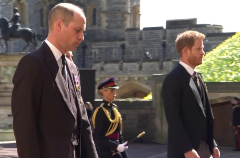 Елизавета II в трауре, Гарри с Уильямом порознь: как королевская семья прощается с Филиппом (фото)