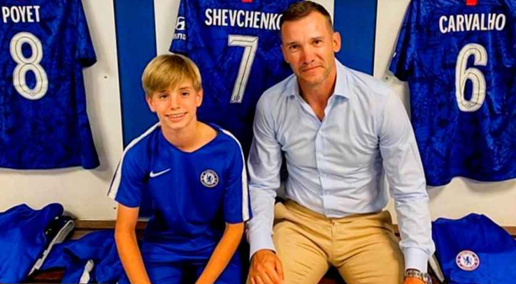 Сын Андрея Шевченко стал футбольной звездой в Англии и может никогда не сыграть за сборную Украины