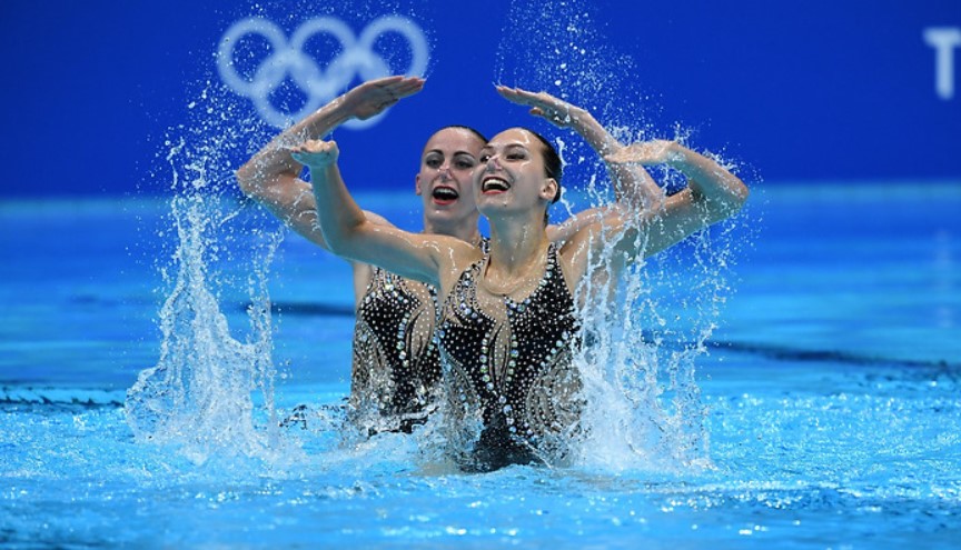 "Бронза", два финала в борьбе и надежда на синхронисток: итоги дня на ОИ-2020