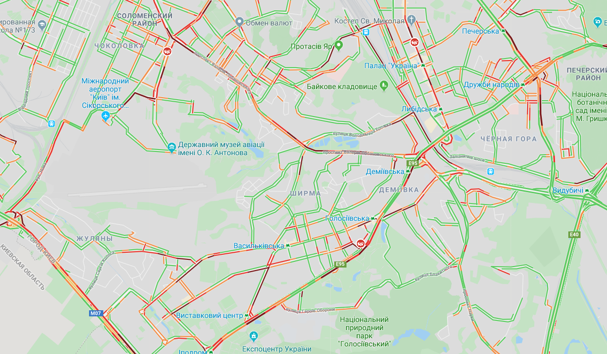 Киев сковали пробки