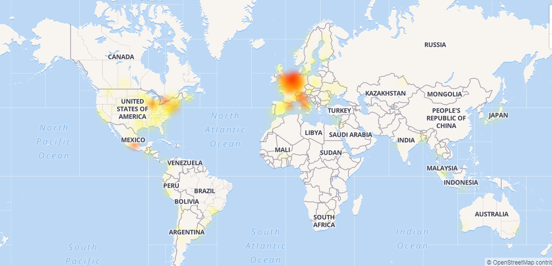 В роботі Facebook стався збій