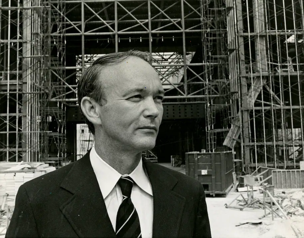 Умер участник первой миссии на Луну Майкл Коллинз: легендарный "забытый астронавт"