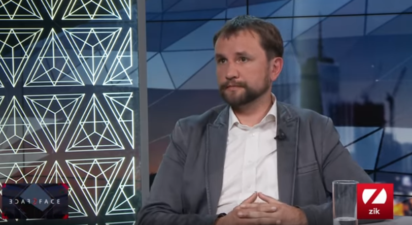 Перенос выходного: украинцам рассказали об опасности празднования 9 мая